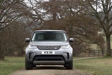 Land Rover Discovery 2021 Review